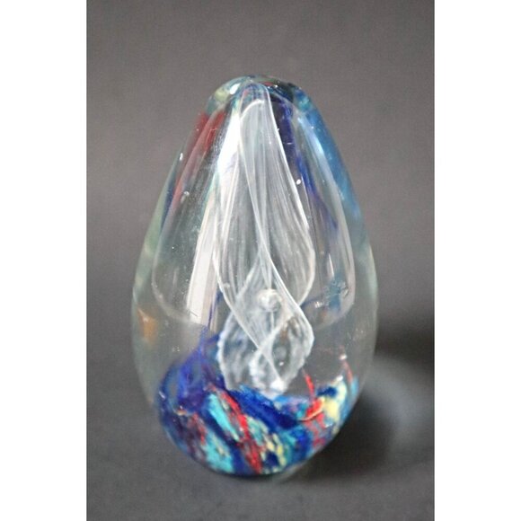 Handcrafted Glass Paperweight With Controlled Bubble Design & Swirling Murano St - Picture 5 of 5